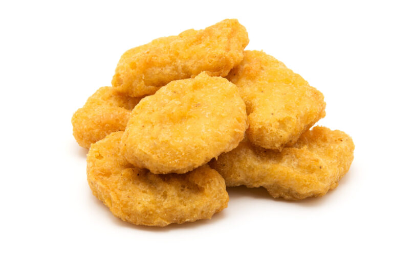 Fried,Chicken,Nuggets,Isolated,On,White